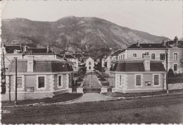 Isère,grenoble,la Tronche,l´hopital Militaire Et Le Mont Rachais,chemin De Fer,histoire Et Passé De Grenoble - La Tronche