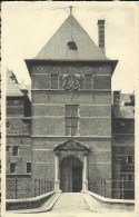 Turnhout -- Ingang  Oud  Kasteel  Nu  Gerechtshof.    (2 Scans) - Turnhout