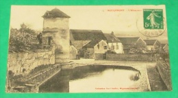 Rougemont - L'abreuvoir - Rougemont-le-Château