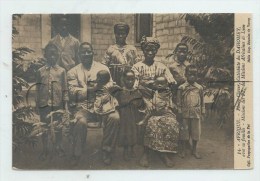 Dahomey : GP De Pierre Claver Et Sa Famille Catéchiste De La Mission PP En 1930 (animé) PF . - Dahomey