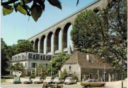 Arcueil  Cachan Vue Sur Le Viaduc -  Voiture - 5 2 CV Et 1 R4 - Cachan