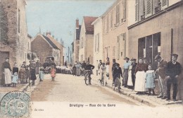 BRETIGNY Sur ORGE - Rue De La Gare ( Très Animée ) - Bretigny Sur Orge