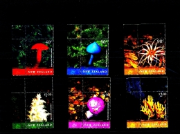 NEW ZEALAND - 2002  NATIVE FUNGI  SET MINT NH - Nuevos