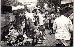 OUGANDA - Une Station Du Chemin De Fer - Oeganda