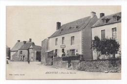 Argentré  -  Place Du Marché - Argentre