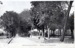 C1143 Cpa 23  Dun Le Palleteau -  Route De La Souterraine - Dun Le Palestel