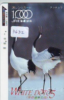 Telecarte Japon OISEAU (3632)  GRUE - Couple En Parade Sur HOKKAIDO * CRANE BIRD Japan Phonecard * KRANICH Vogel TK - Gallinaceans & Pheasants