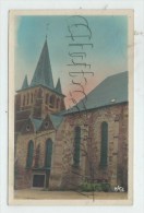 Vervins (02) : MP D'une Voiture Devant L'église En 1950 PF. - Vervins