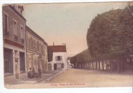 Torcy (77) - Place Du Jeu De Paume.  Plis  Sur 3 Coins, Usure Bord Haut, Colorisée, Correspondance Au Dos. - Torcy