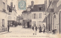 LA FERTE ALAIS -  Carrefour Du Cheval Blanc Et Rue Notre Dame - La Ferte Alais