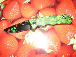 Couteau Zombie N° 1 Manche Vert - Messen
