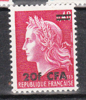 REUNION YT 385 Neuf ** - Unused Stamps