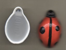 ENORME Fève Pendentif PERSO-  LES COCCINELLES PORTE-BONHEUR - BINTZ Coccinelle Rouge 6x4cm - Animaux