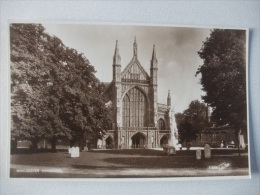 H50 Winchester Cathedral - Winchester