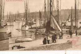 CPA DOUARNENEZ PORT BELLE ANIMATION CARTE PUB OFFERTE PAR LES CONSERVERIES E. CHEMIN PARIS 29 FINISTERE - Douarnenez