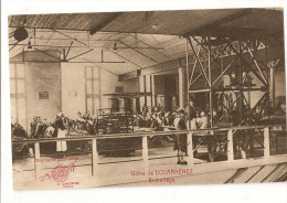 CPA DOUARNENEZ L'USINE L' EMBOITAGE CARTE PUB OFFERTE PAR LES CONSERVERIES E. CHEMIN PARIS 29 FINISTERE - Douarnenez