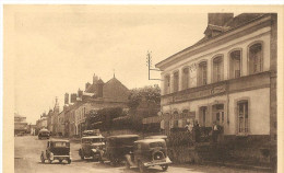 CPA HOTEL DE L'ETOILE AUTOMOBILES ANCIENNES TACOTS PLACE DU MARCHE COURTENAY 45 LOIRET - Courtenay