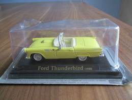 Miniature 1/43 - FORD Thunderbird - 1955 (Universal Hobbies) - Antikspielzeug