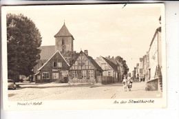 2308 PREETZ, An Der Stadtkirche, Rücks. Kl. Klebereste - Preetz