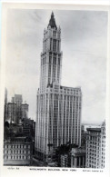 Woolworth Building. New York - Broadway