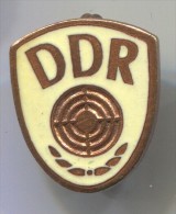 ARCHERY / SHOOTING - Army, Military, East Germany, DDR, Enamel, Pin, Badge - Archery