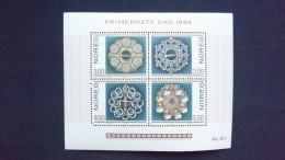 Norwegen 1165/8 Block 21 **/mnh, Tag Der Briefmarke - Trachtensilber - Blocks & Sheetlets