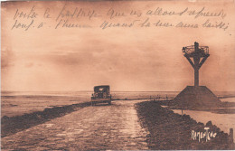 Carte Postale Ancienne - La Passe Du Gois Reliant L'Ile De Noirmoutier à Beauvoir Sur Mer - Beauvoir Sur Mer