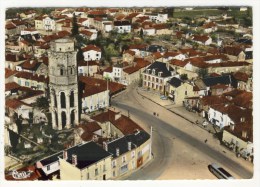 CHARROUX  - Vue Aérienne De La Tour Octogonale .   CPM Dentelée.. - Charroux