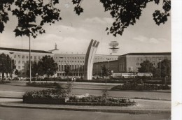 BERLIN Flughafen Tempelhof Mit Luftbrücken Denkmal - Tempelhof