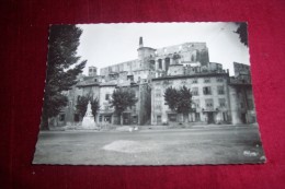 LA VOULTE SUR RHONE  ° MONUMENT AUX MORTS  VUE D'ENSEMBLE ET LE CHATEAU - La Voulte-sur-Rhône