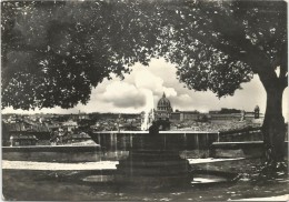 Y1690 Roma - Vista Panoramica Con San Pietro Dall'Accademia Di Francia / Viaggiata 1957 - Multi-vues, Vues Panoramiques