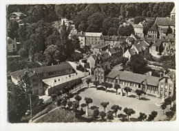 ST-PRIX. - Les Ecoles. CPM Dentelée - Saint-Prix