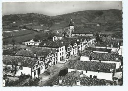 CPSM EN AVION AU DESSUS DE... AINHOA, VUE GENERALE AERIENNE, PYRENEES ATLANTIQUES 64 - Ainhoa