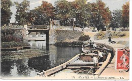 PENICHE - MONTARGIS - Le Canal Et La Passerelle - Péniches