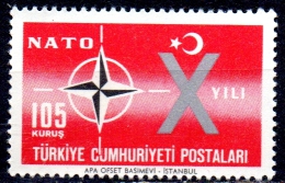 TURKEY 1962 10th Anniv Of Turkish Admission To N.A.T.O - 105k N.A.T.O. And Anniversary Emblem MNH - Unused Stamps
