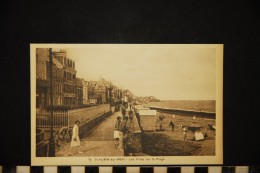 CP, 14, SAINT AUBIN Sur MER Les Villas Sur La Plage N° 14 Vierge - Saint Aubin