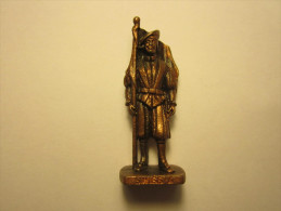 FIGURINE KINDER METAL SOLDAT SWISS (suisse) N°4 DRAPEAU - Metal Figurines