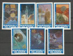 1 Er Lancement De Satellite Americain 1958, 1 Er Alunissage 1966, 1 ère Station Spatiale 1973, Etc.  7 T-p Neufs ** - Oceania