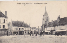 PONT Sur YONNE : Place Eugène Petit - Pont Sur Yonne