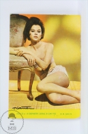 1967 Small/ Pocket Calendar - Pin Up Sexy Brunette Lady In Bath Suit - Petit Format : 1961-70