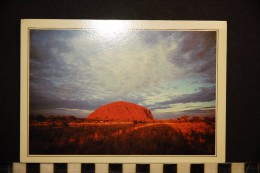 Australie - Territoires Du Nord, Le Monolithe D'Ayers Rock - Edito-Service - Uluru & The Olgas