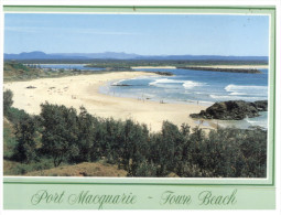 (538) Australia - NSW - Port Macquarie Town Beach - Aborigines