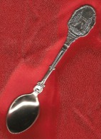 Petite Cuillère -  LONDON BRIDGE -  UK, Grand Bretagne - Little Spoon - Löffel