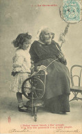 Enfants - Fillette - Femmes - Femme - Coiffes - Costumes - Métiers - Fileuses - Fileuse Au Rouet - La Quenouille - Collezioni & Lotti