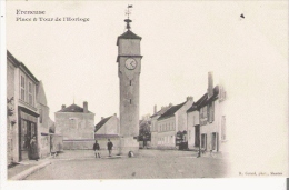 FRENEUSE PLACE ET TOUR DE L'HORLOGE - Freneuse