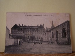 COMBRONDE (PUY-DE-DOME) L'HOTEL DE VILLE - Combronde