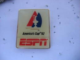 Pin´s De L´American´s Cup 92 ESPN, Yatch Club. - Sailing, Yachting