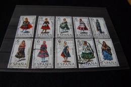 B051 - ESPANA - SPANIEN - SPAIN - Trachten - 10 Verschiedene Briefmarken- Different Stamps - Collections