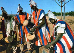 CPM  Niger Orchestre De Maouri - Niger