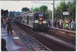 LOUVECIENNES : GARE - ARRIVEE DU DERNIER TRAIN EN 1978 - CPSM GRAND FORMAT -R/V- - Louveciennes
